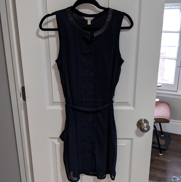 Banana republic office dress - Picture 2 of 5